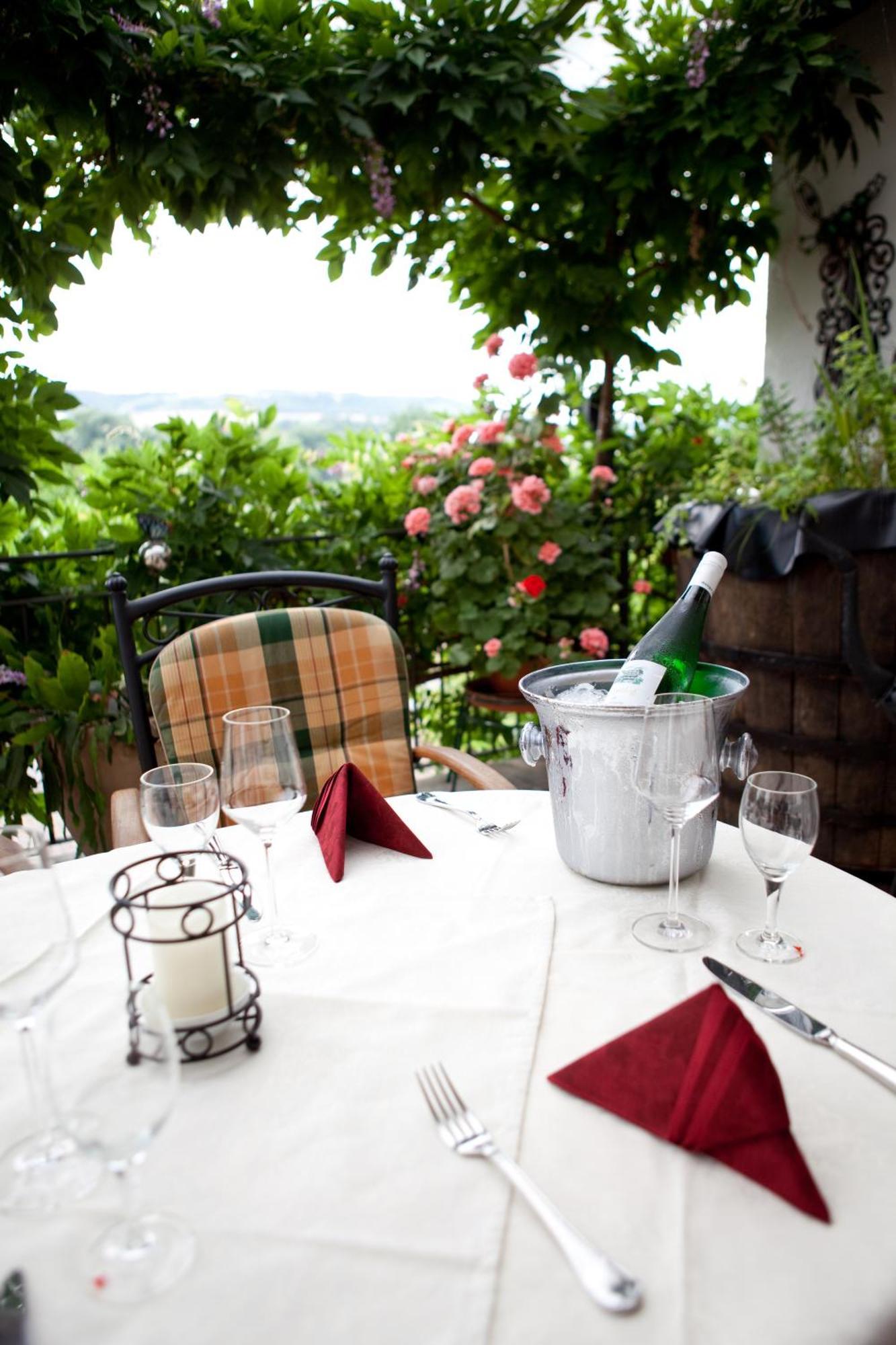 Hotel Zehnthof Ürzig Εξωτερικό φωτογραφία
