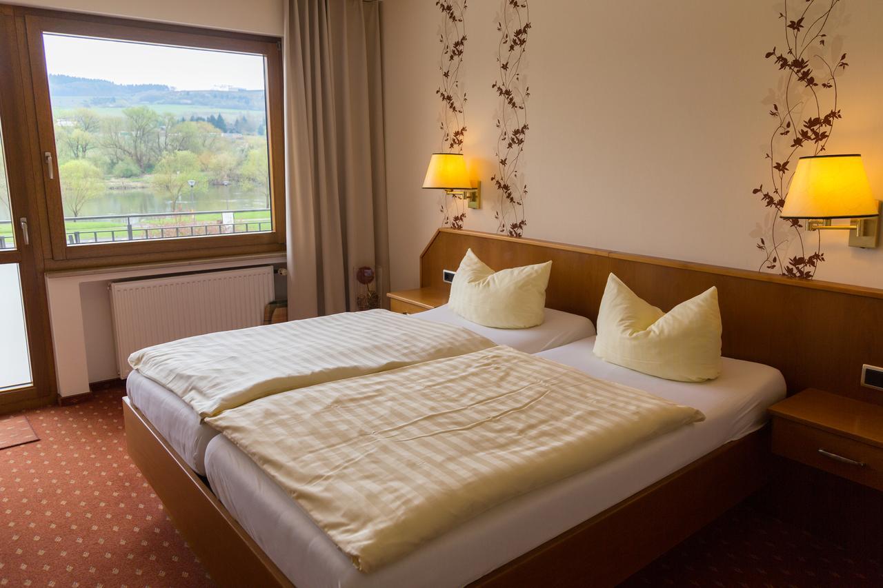 Hotel Zehnthof Ürzig Εξωτερικό φωτογραφία