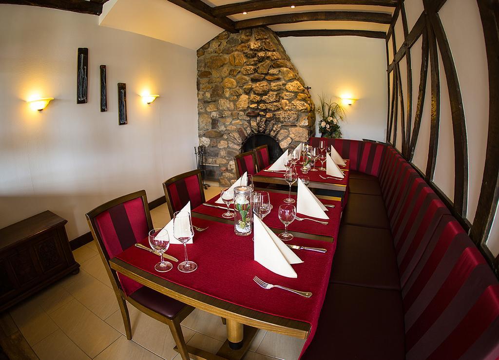 Hotel Zehnthof Ürzig Εξωτερικό φωτογραφία